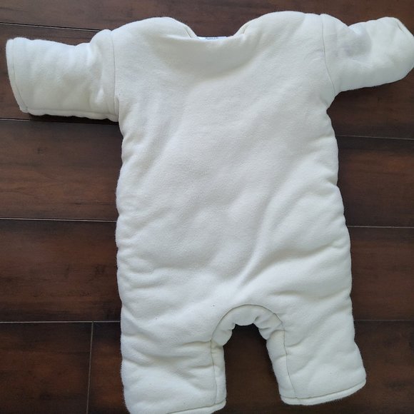 Baby merlin magic sleep suit small - Picture 3 of 8